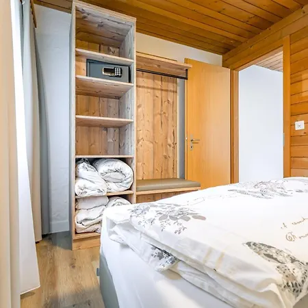 First - Aare Jungfrau Ag * 그린델발트